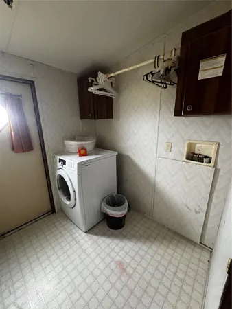 $305,000 | 317 12th Street, Palacios, TX 77465