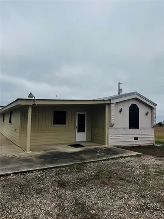 $305,000 | 317 12th Street, Palacios, TX 77465
