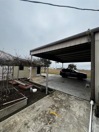 $305,000 | 317 12th Street, Palacios, TX 77465
