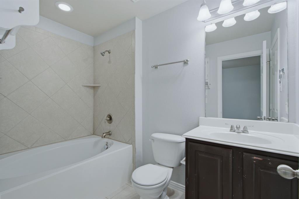 2202 Sandshell Street Bedford, TX 76021 - Photo 20 of 29