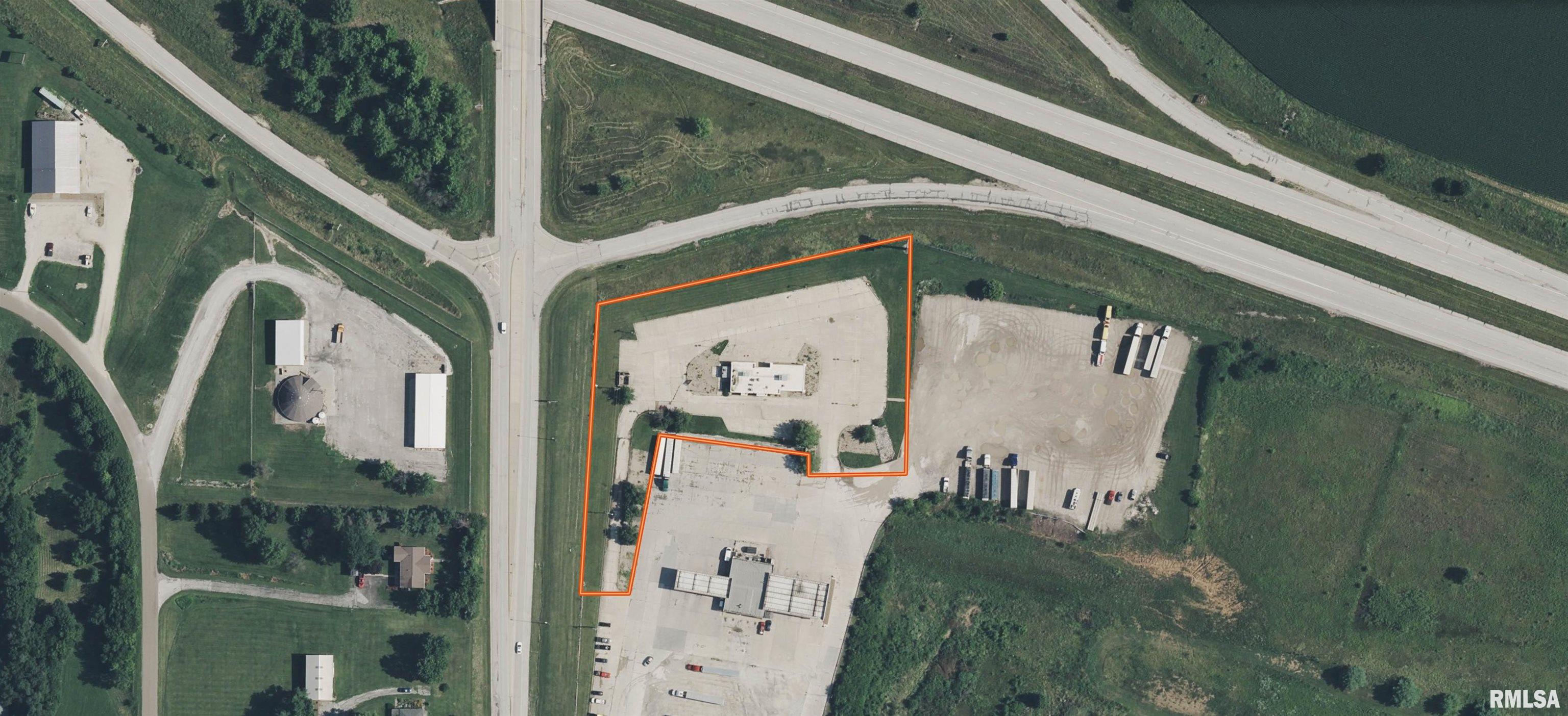 2 Cieten Plaza Barry, IL 62312 - Photo 2 of 52