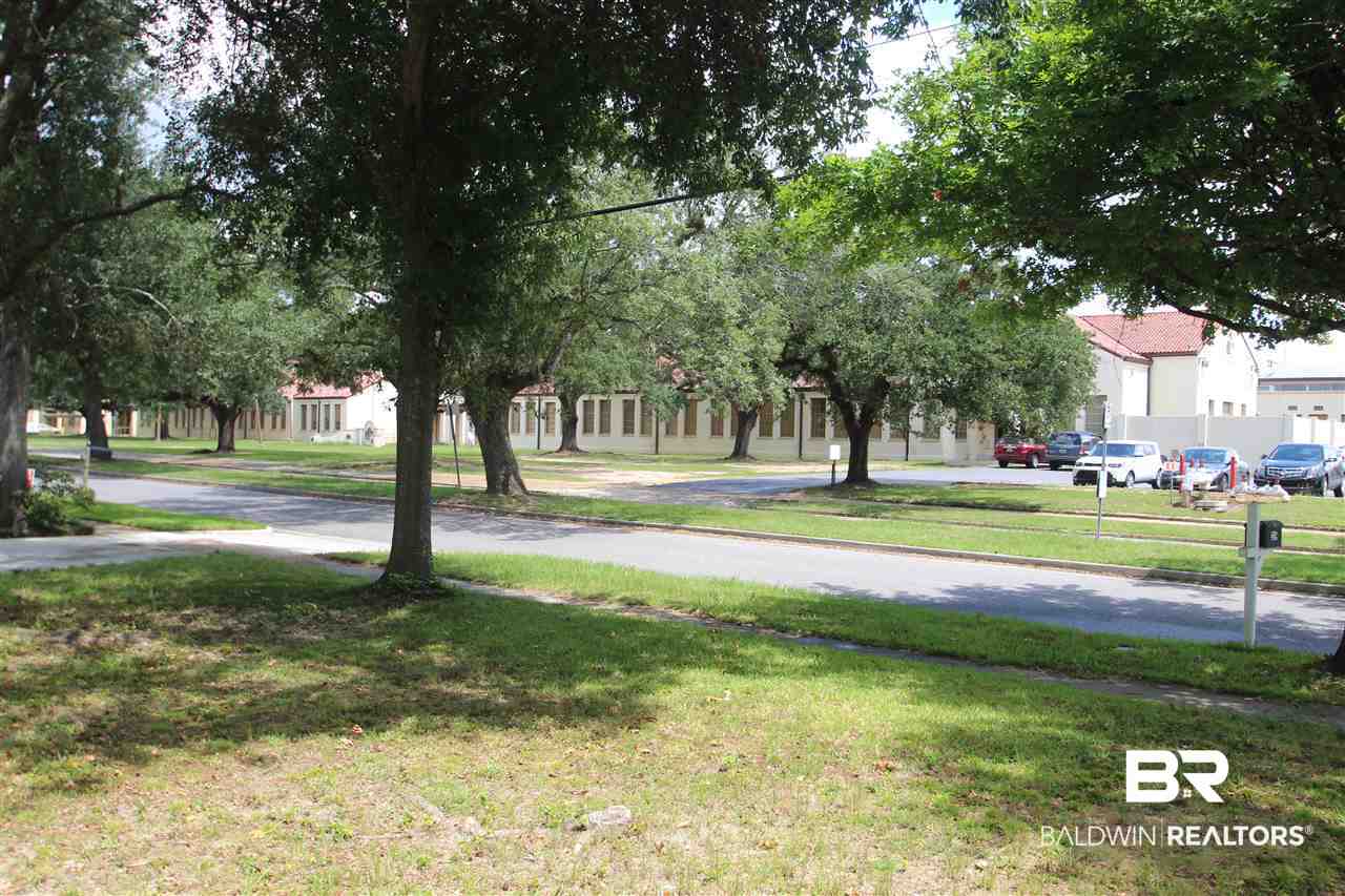 128 South Street Mobile, AL 36606 - Photo 35 of 38