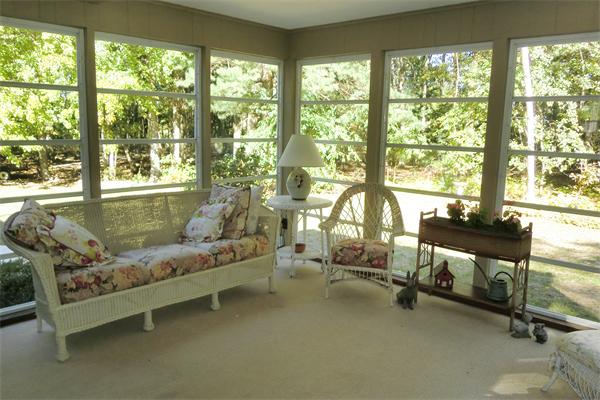 3 Blacksmith Road Chelmsford, MA 01824 - Photo 7 of 15