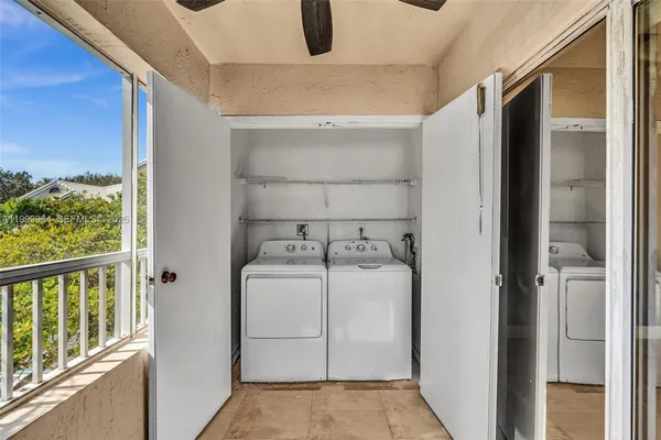 $2,395 | 2881 North Oakland Forest Drive, Unit 212, Oakland Park, FL 33309