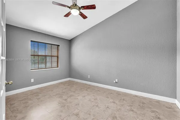 $2,395 | 2881 North Oakland Forest Drive, Unit 212, Oakland Park, FL 33309