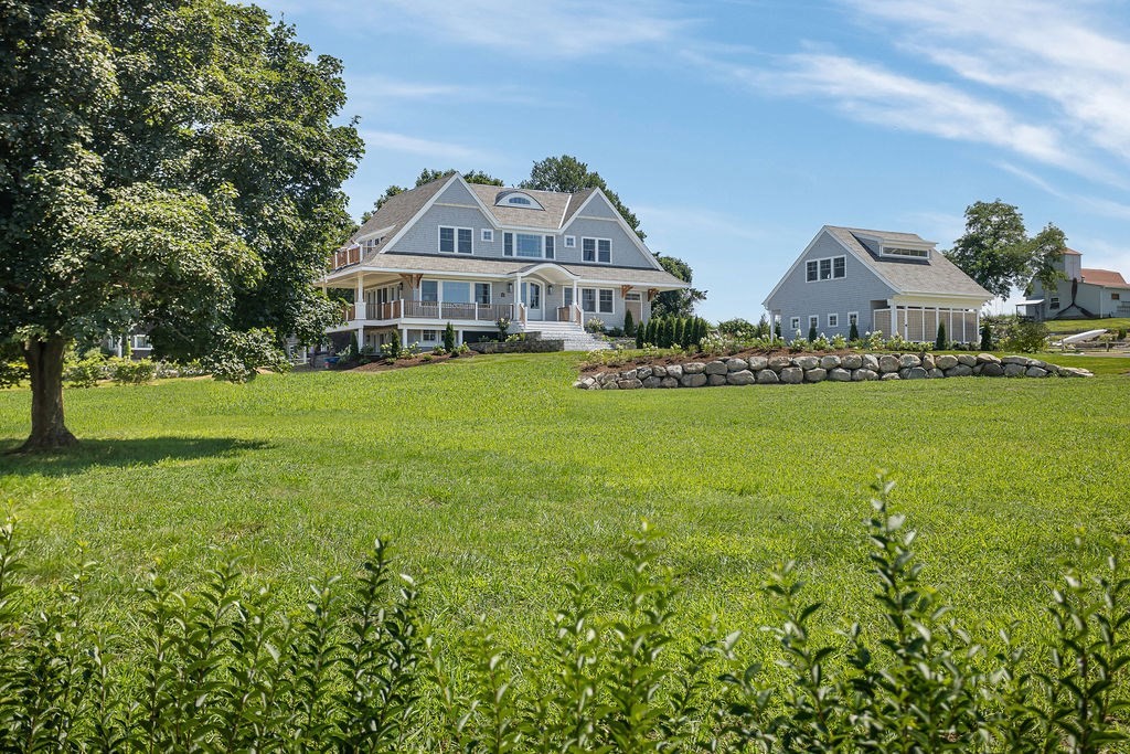 10 High Hill Road Tiverton, RI 02878 - Photo 1 of 42 Gallery Image 1