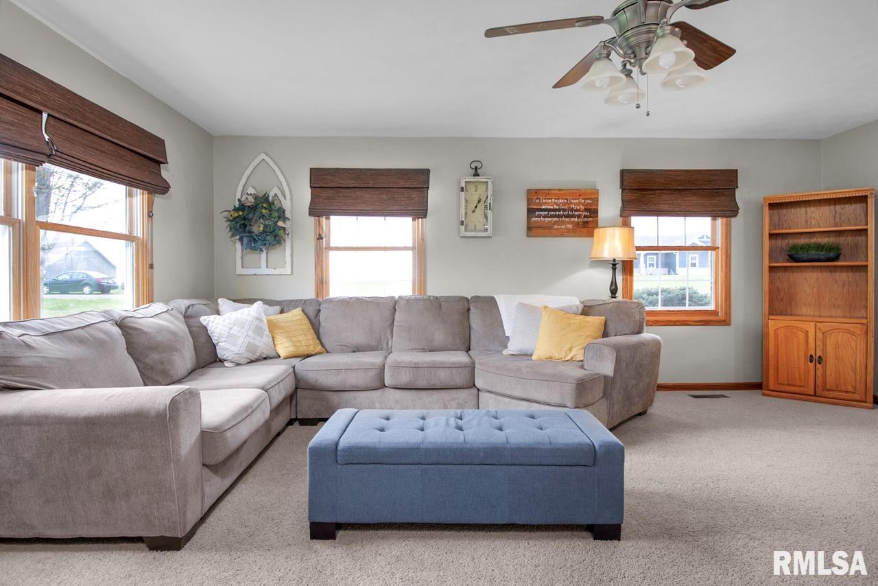 2 Kemp Street Delavan, IL 61734 - Photo 8 of 36 Gallery Image 8