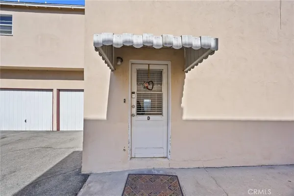 a view of a entryway