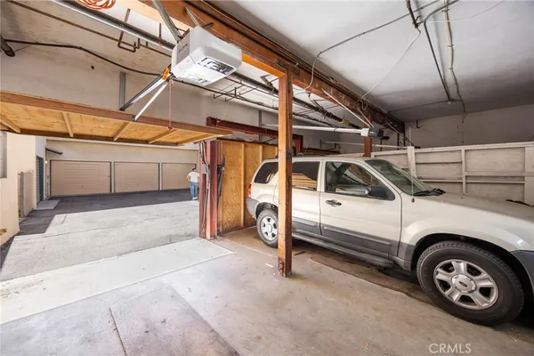 a view of a garage