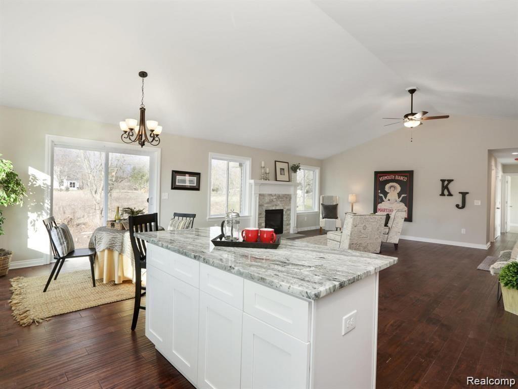 5375 Rochester Road Leonard, MI 48367 - Photo 15 of 49