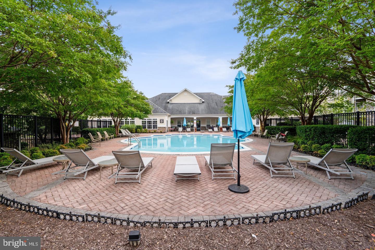 504 Sunset View Terrace Southeast, Unit 301 Leesburg, VA 20175 - Photo 54 of 57