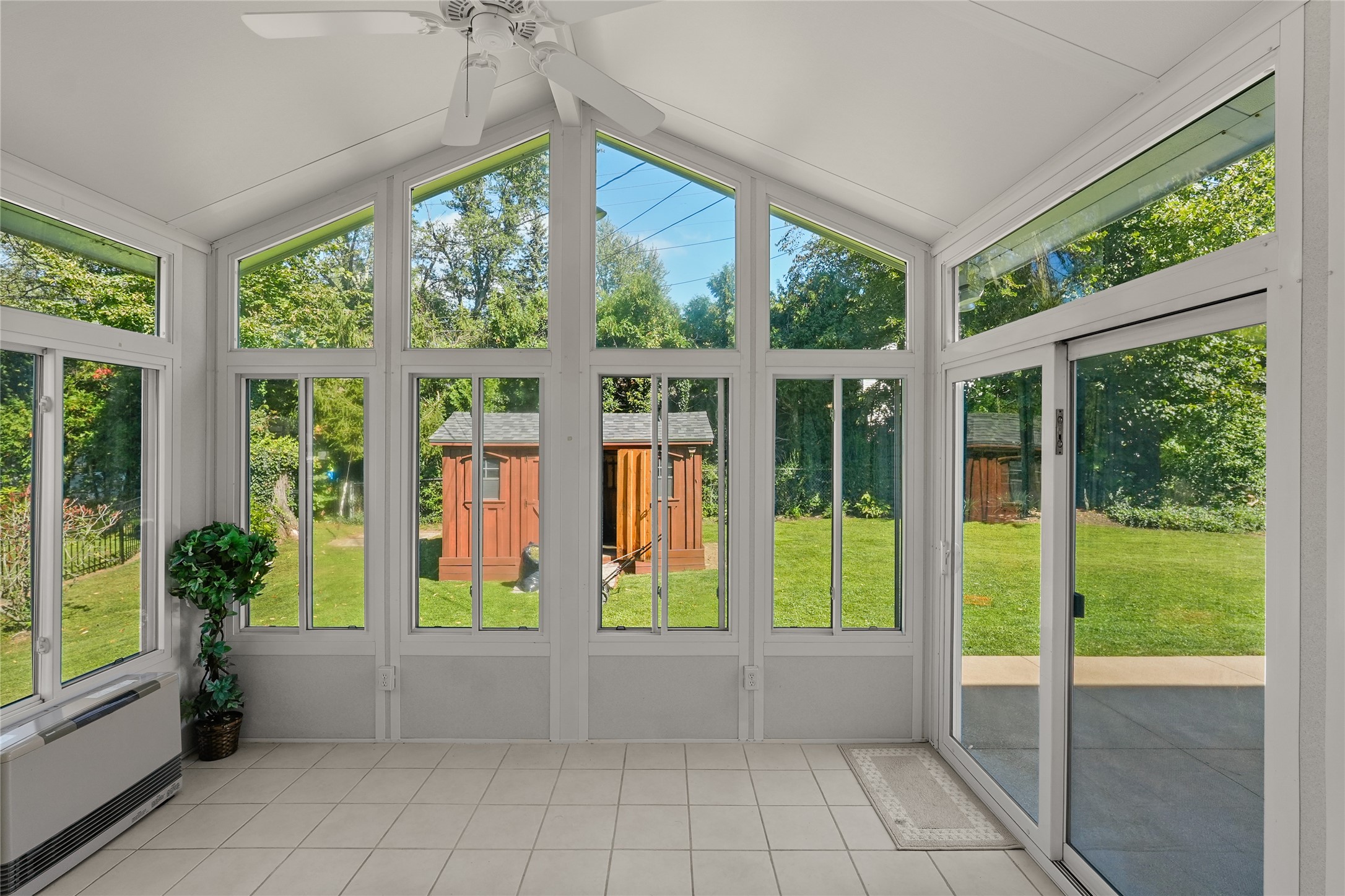 611 Rondeau Drive Erie, PA 16505 - Photo 19 of 38 Sunroom