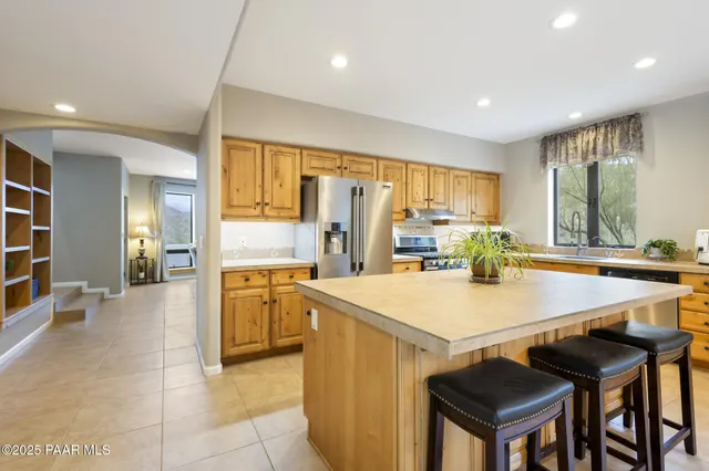 $774,900 | 35310 Pinnacle Place, Black Canyon City, AZ 85324