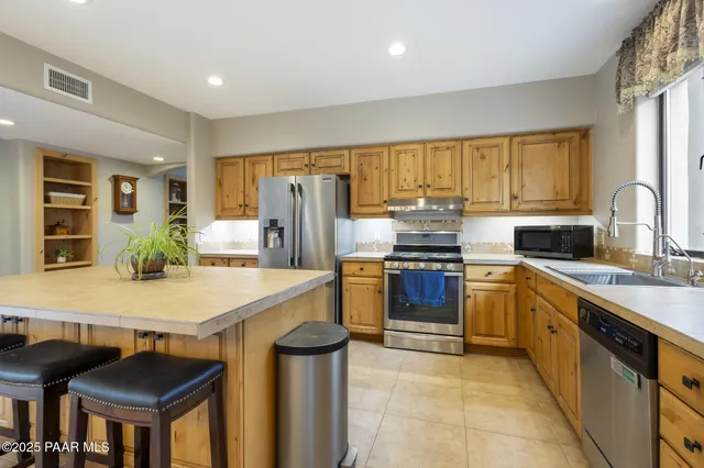 $774,900 | 35310 Pinnacle Place, Black Canyon City, AZ 85324