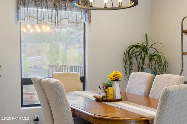 $774,900 | 35310 Pinnacle Place, Black Canyon City, AZ 85324