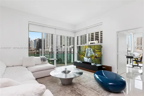 $850,000 | 951 Brickell Avenue, Unit 1011, Miami, FL 33131