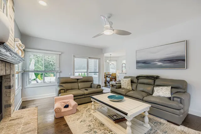 $3,800 | 53 Falcon Place, Westmont, IL 60559