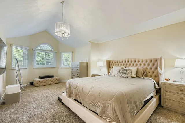 $3,800 | 53 Falcon Place, Westmont, IL 60559