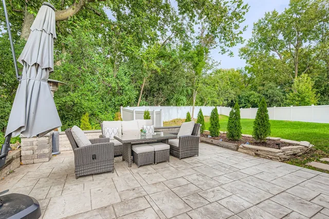 $3,800 | 53 Falcon Place, Westmont, IL 60559