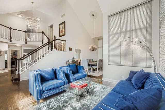 $3,800 | 53 Falcon Place, Westmont, IL 60559