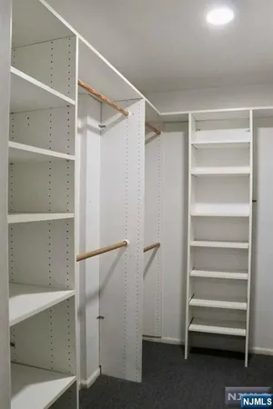 $589,000 | 400 Crown Court, Unit 561, Edgewater, NJ 07020