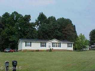5090 Dippen Road Walkertown, NC 27051 - Photo 1 of 6 Exterior Front.