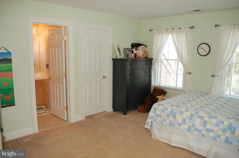 929 Hilltop Road Arnold, MD 21012 - Photo 2 of 30 Bedroom #3