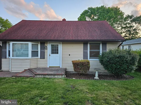 $2,800 | 8524 Highland Lane, Alexandria, VA 22309