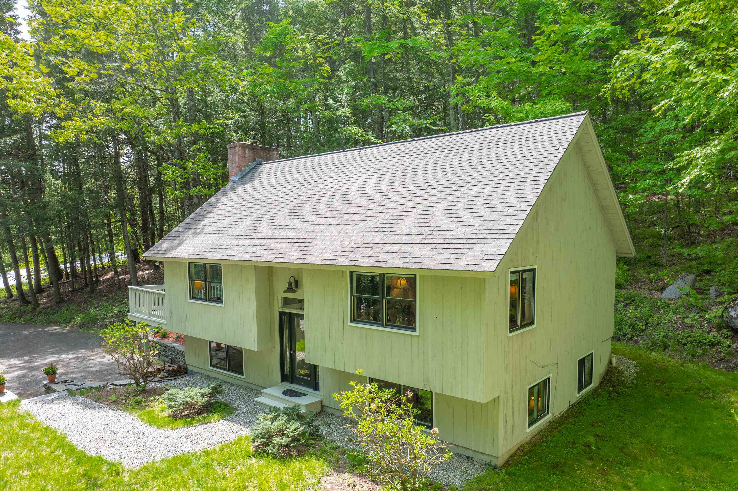 1196 Marsh Family Road, Unit 7176 Hartford, VT 05059 - Photo 8 of 49