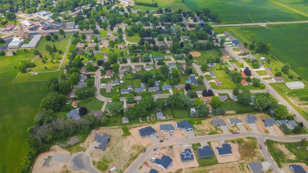 N3972 Wettering Way Kaukauna, WI 54130 - Photo 42 of 50