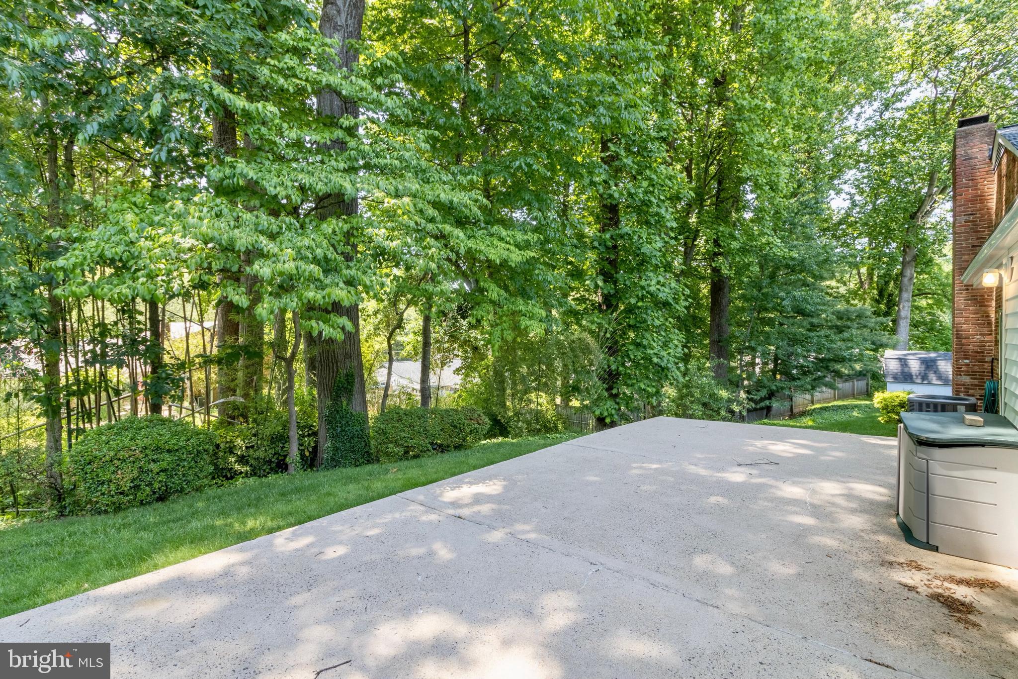 7613 Hamlet Street Springfield, VA 22151 - Photo 17 of 18 a view of a backyard of a house