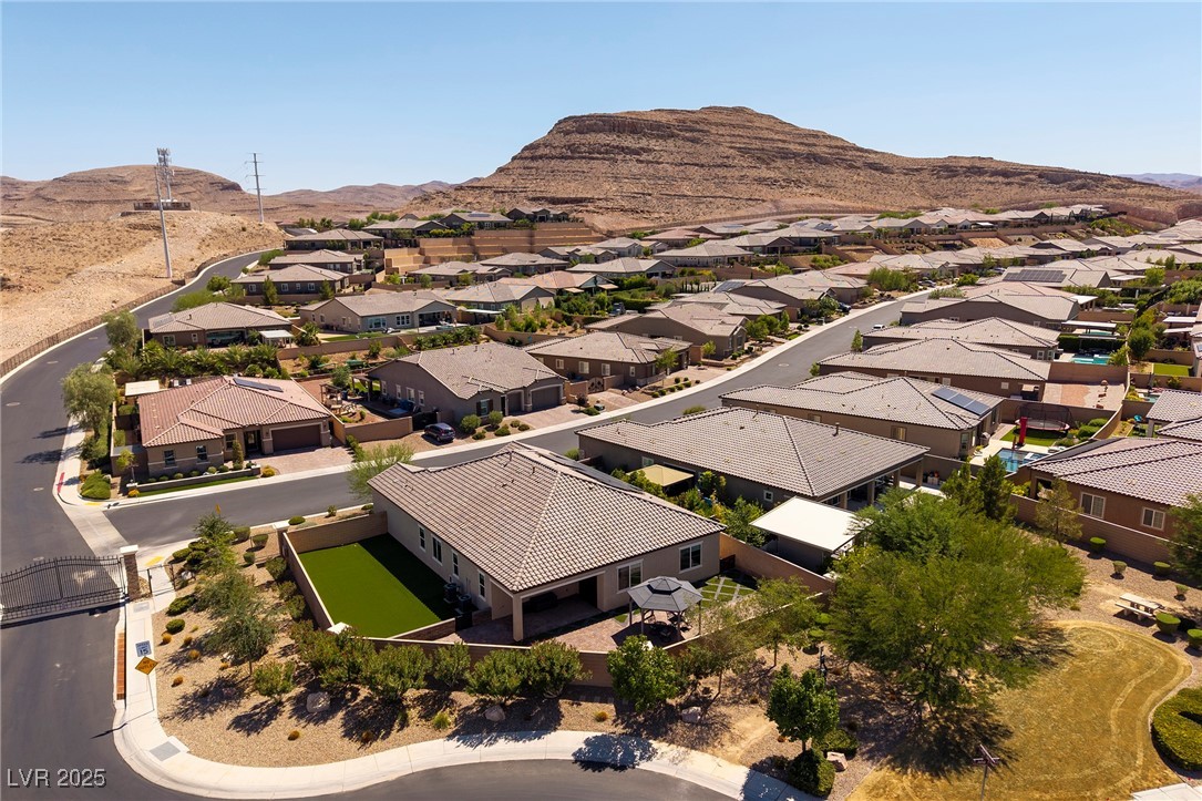 6160 Lautman Ridge Court Las Vegas, NV 89141 - Photo 3 of 65
