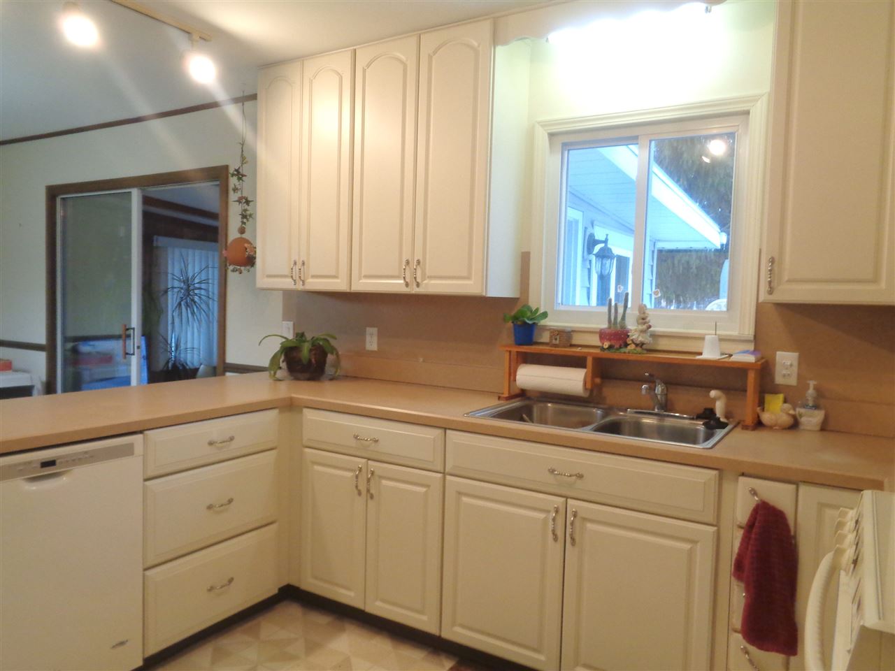 3960 Wheeler Road Bay City, MI 48706 - Photo 4 of 13
