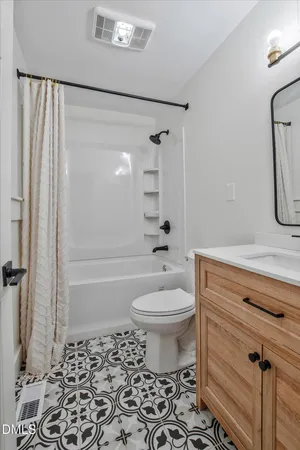 $595,000 | 2547 Comanche Trail, Hillsborough, NC 27278