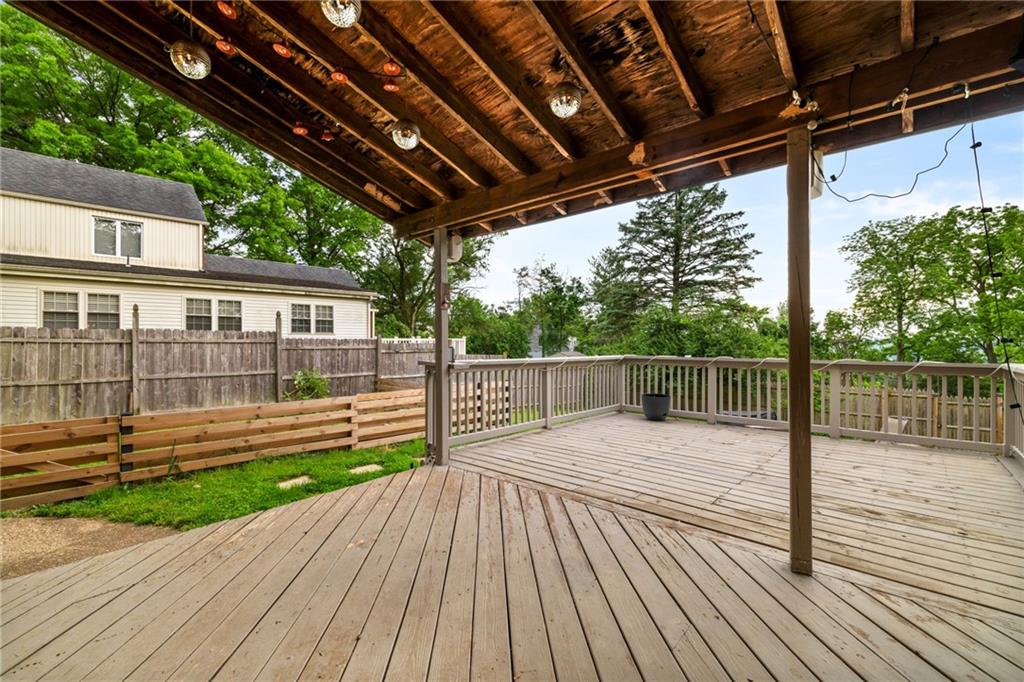 1018 Forsythe Road Carnegie, PA 15106 - Photo 33 of 44 Porch