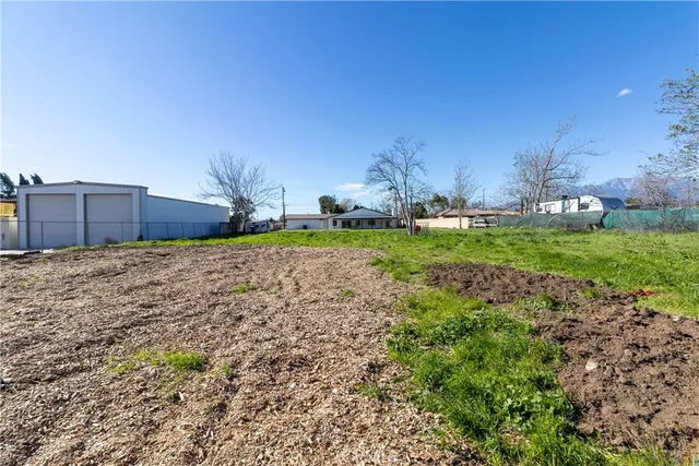 $899,000 | 9575 Locust Avenue, Bloomington, CA 92316