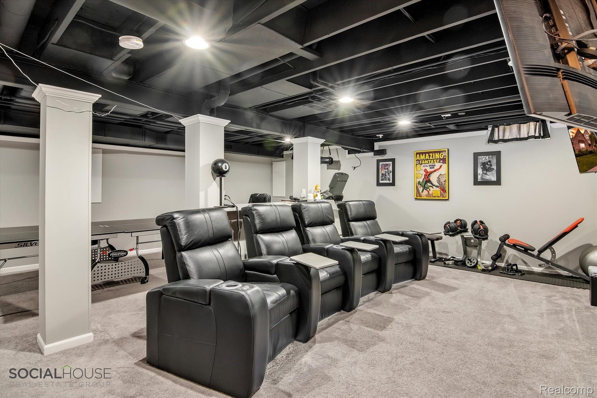 6800 Fox Hills Road Canton, MI 48187 - Photo 28 of 52 29-6800 Fox Hills Rd-Windowstill-Real-Estate-Photography-29.jpg