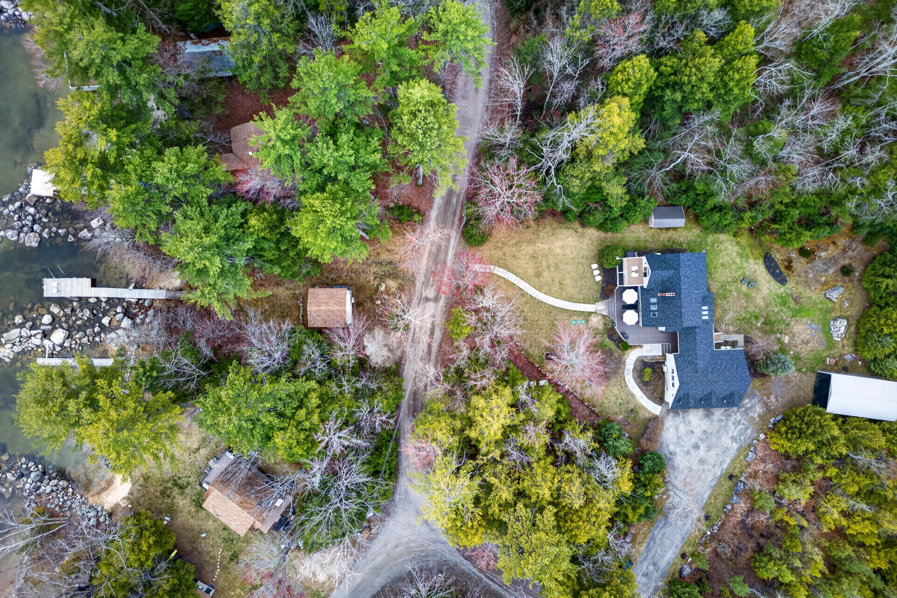 71-72 Quarry Cove Road Raymond, ME 04071 - Photo 6 of 63 .