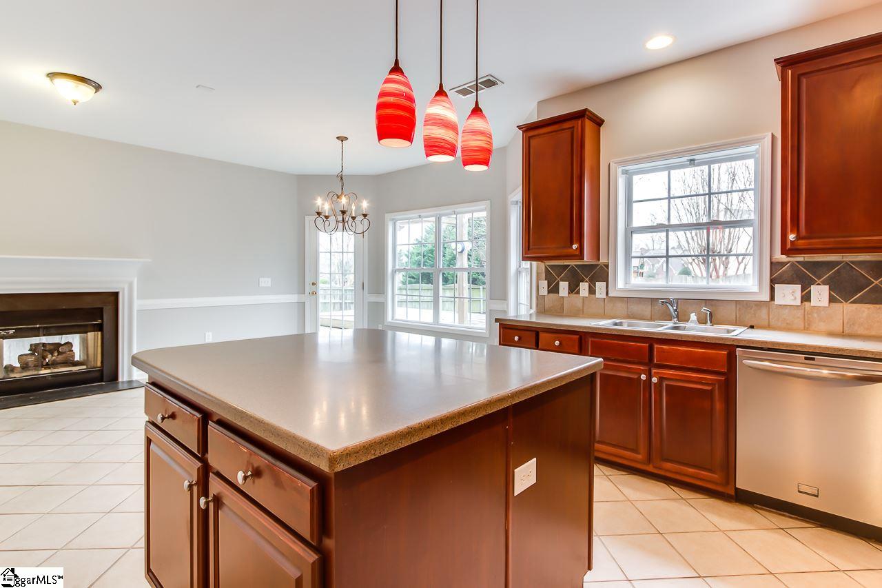 21 Springleaf Court Simpsonville, SC 29681 - Photo 22 of 36 Gallery Image 22