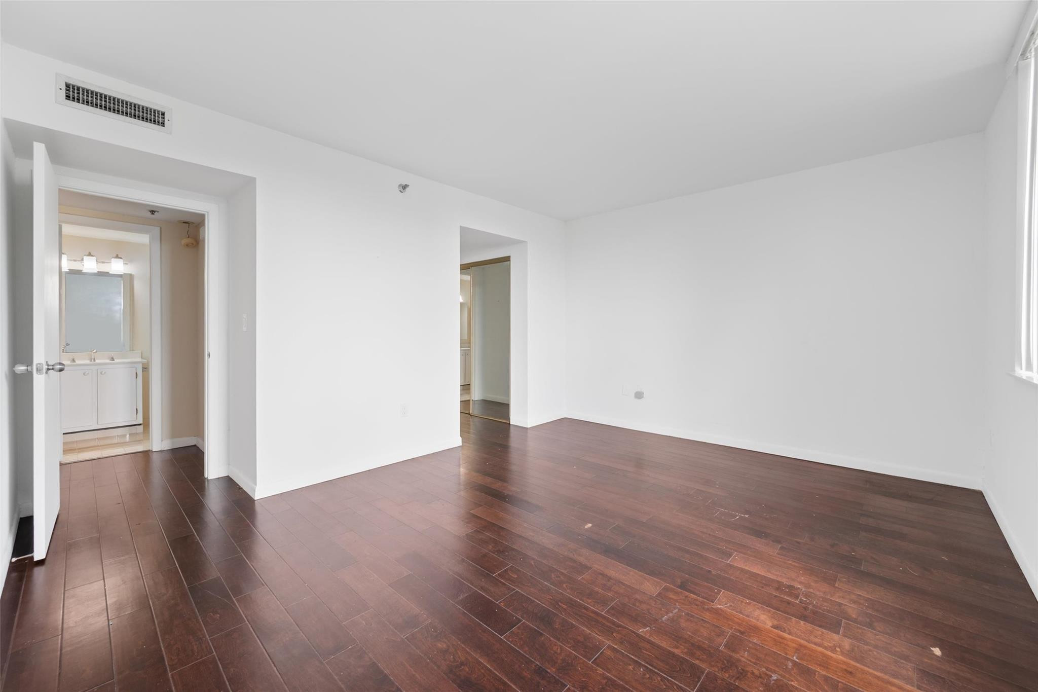 3850 Washington Street, Unit 315 Hollywood, FL 33021 - Photo 13 of 18 Photo 13