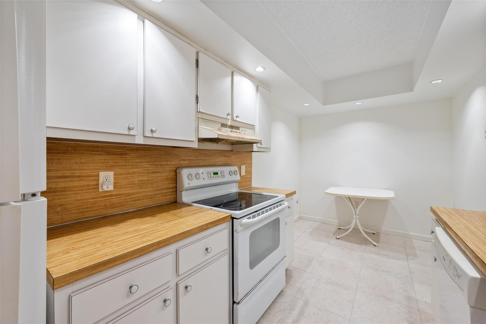 3850 Washington Street, Unit 315 Hollywood, FL 33021 - Photo 6 of 18 Photo 6