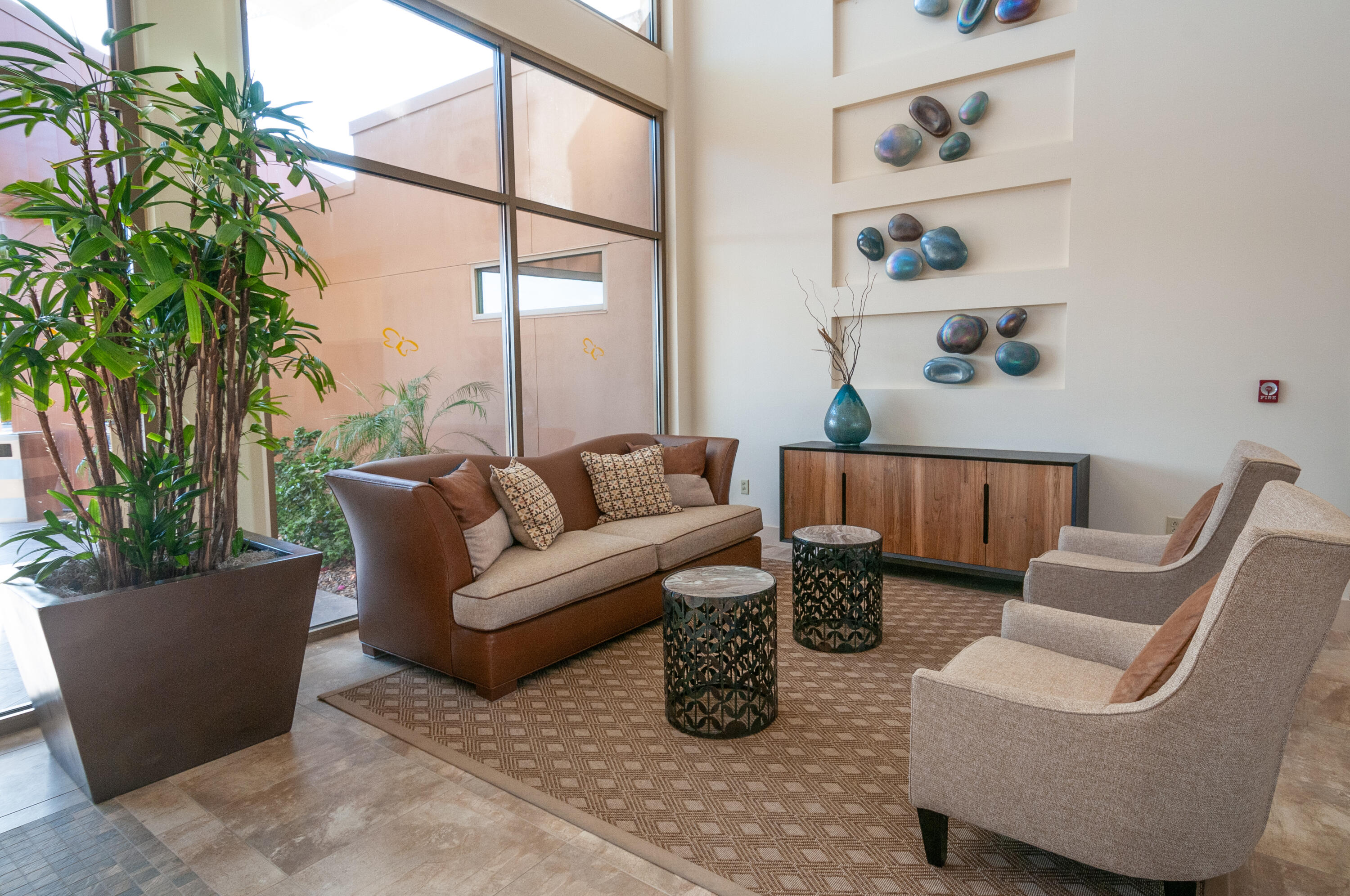 60553 Juniper Lane La Quinta, CA 92253 - Photo 92 of 99 Clubhouse foyer L