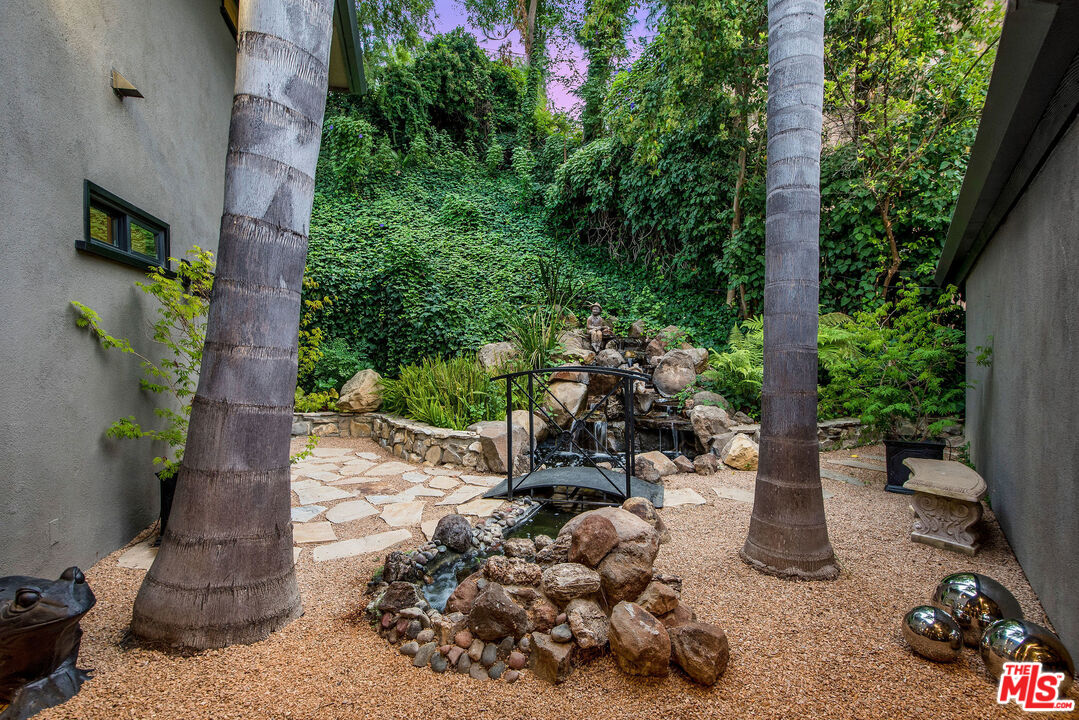 4531 Noeline Way Encino, CA 91436 - Photo 36 of 41