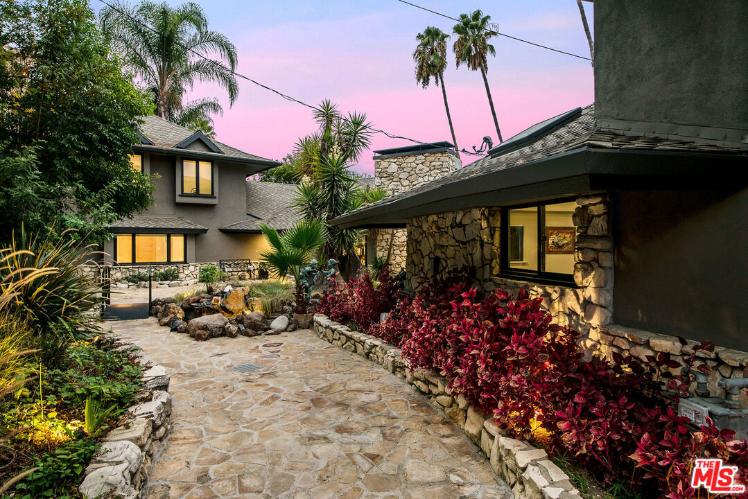 4531 Noeline Way Encino, CA 91436 - Photo 40 of 41