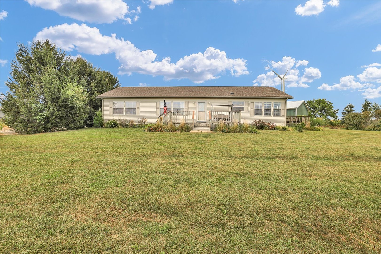 2369 East 2350 North Road Armstrong, IL 61812 - Photo 3 of 47 Gallery Image 3