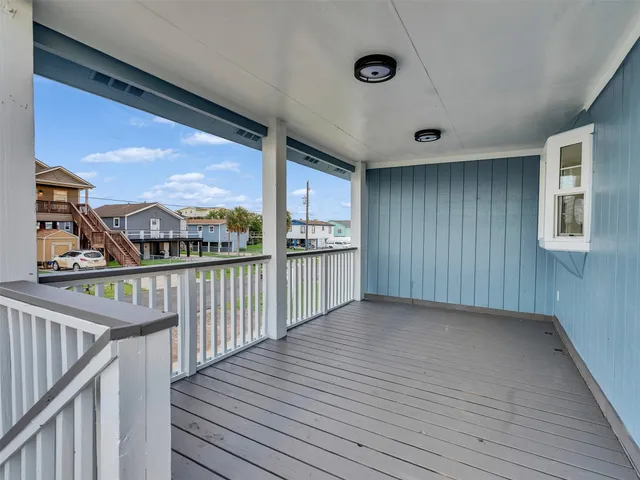 $2,600 | 7016 Delesandri Drive, Hitchcock, TX 77563