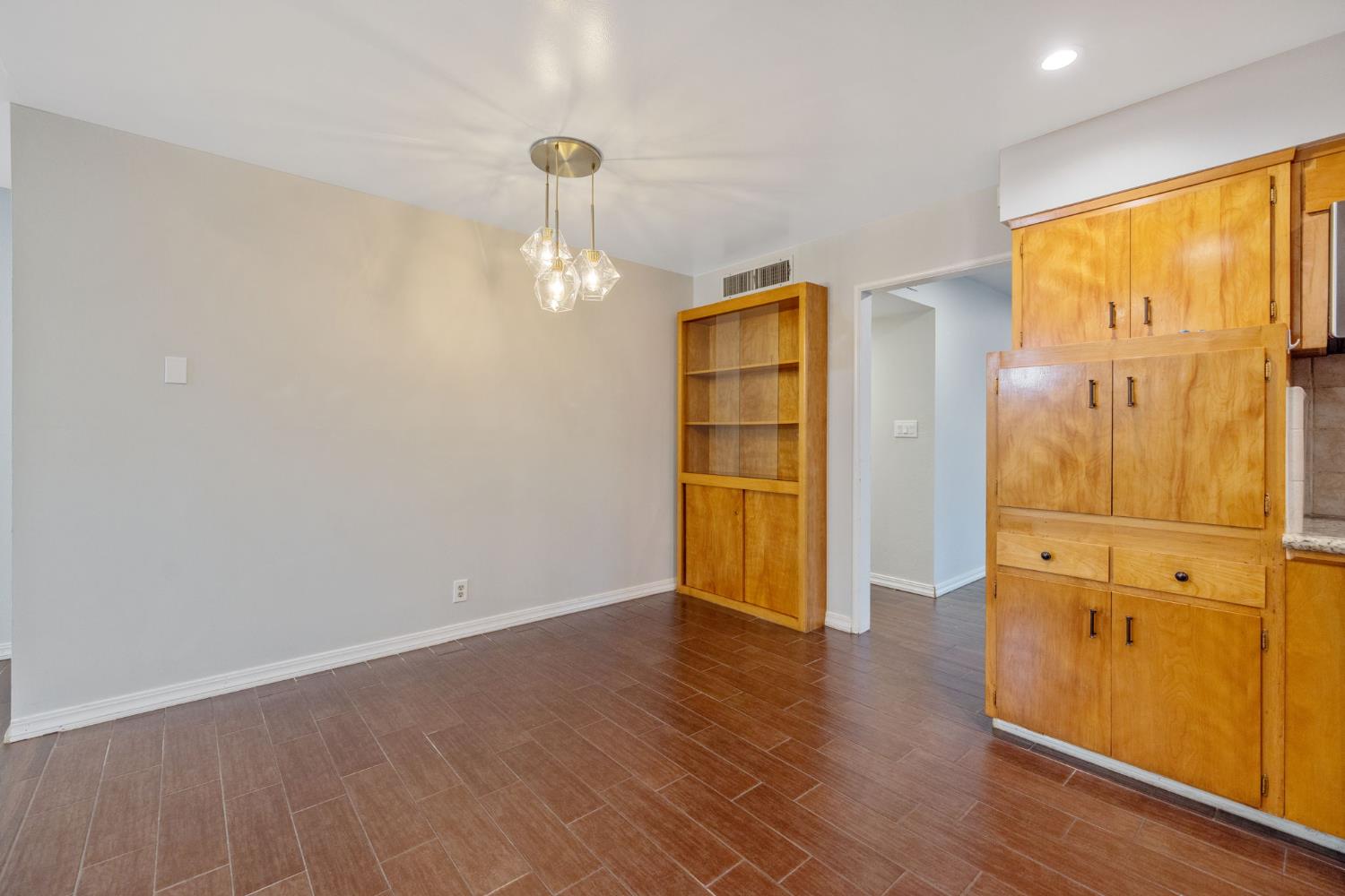 1395 South Rupert Avenue Reedley, CA 93654 - Photo 11 of 45