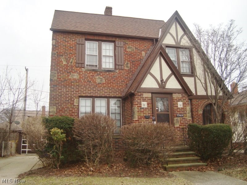 17412 Tarrymore Road Cleveland, OH 44119 - Photo 1 of 3