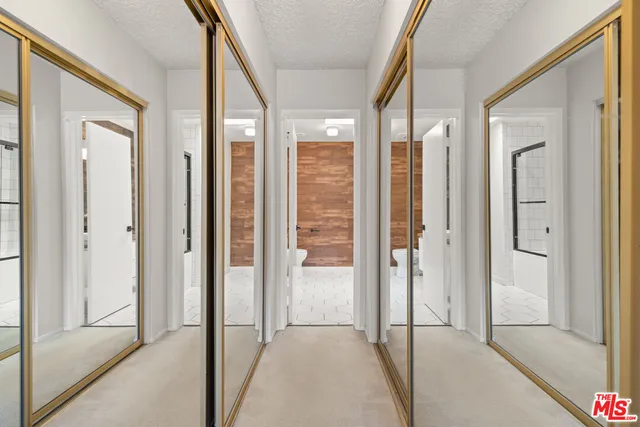 $589,500 | 5950 Buckingham Parkway, Unit 610, Culver City, CA 90230