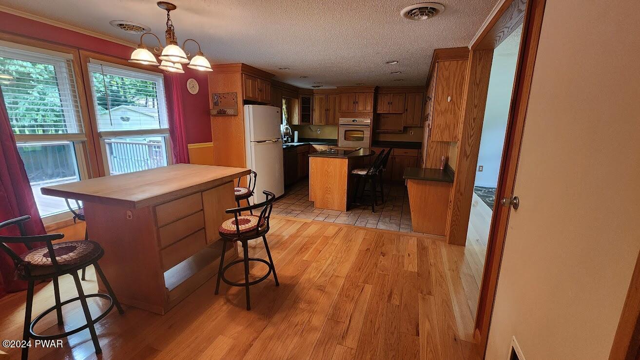 114 Ness Road Dingmans Ferry, PA 18328 - Photo 7 of 47